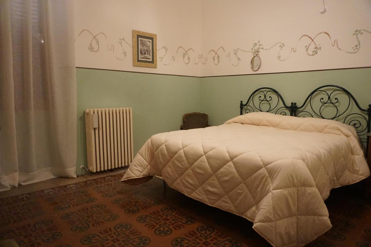 Palazzo De Fabritiis Bed and Breakfast Rosciano  Eksteriør billede